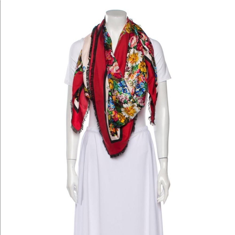 2018 Gucci Silk Josephine scarf